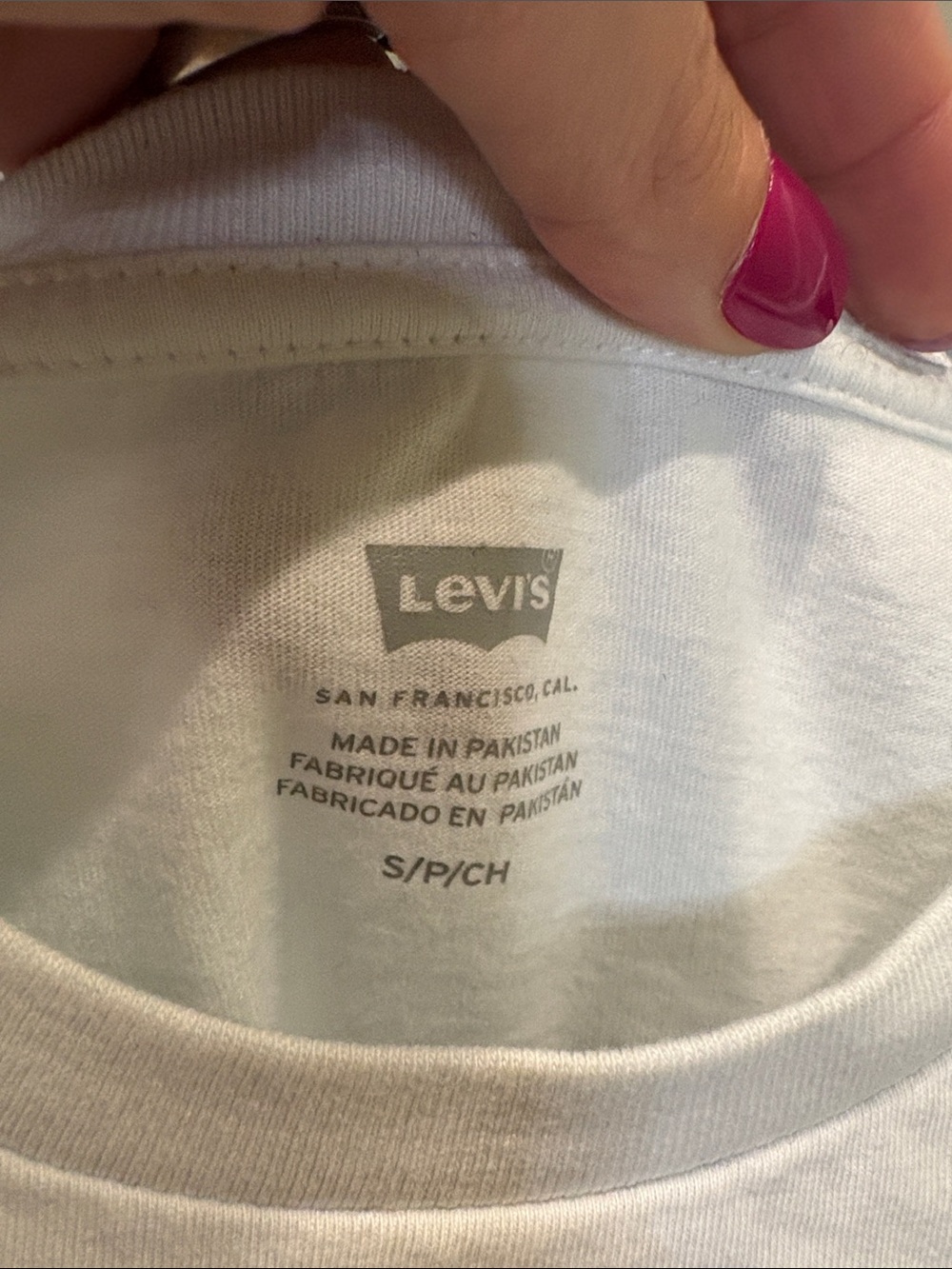 Levi's Tee - Design Sample - Picture 2 of 3